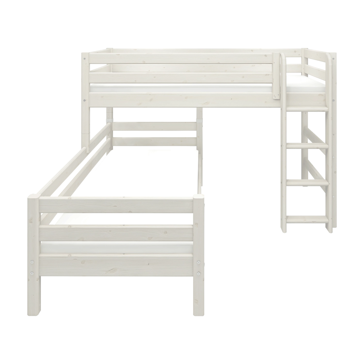 FLEXA hvid køjeseng med stige og sikkerhedsgelænder, CLASSIC-serien, børnesikkert design til et lyst børneværelse.