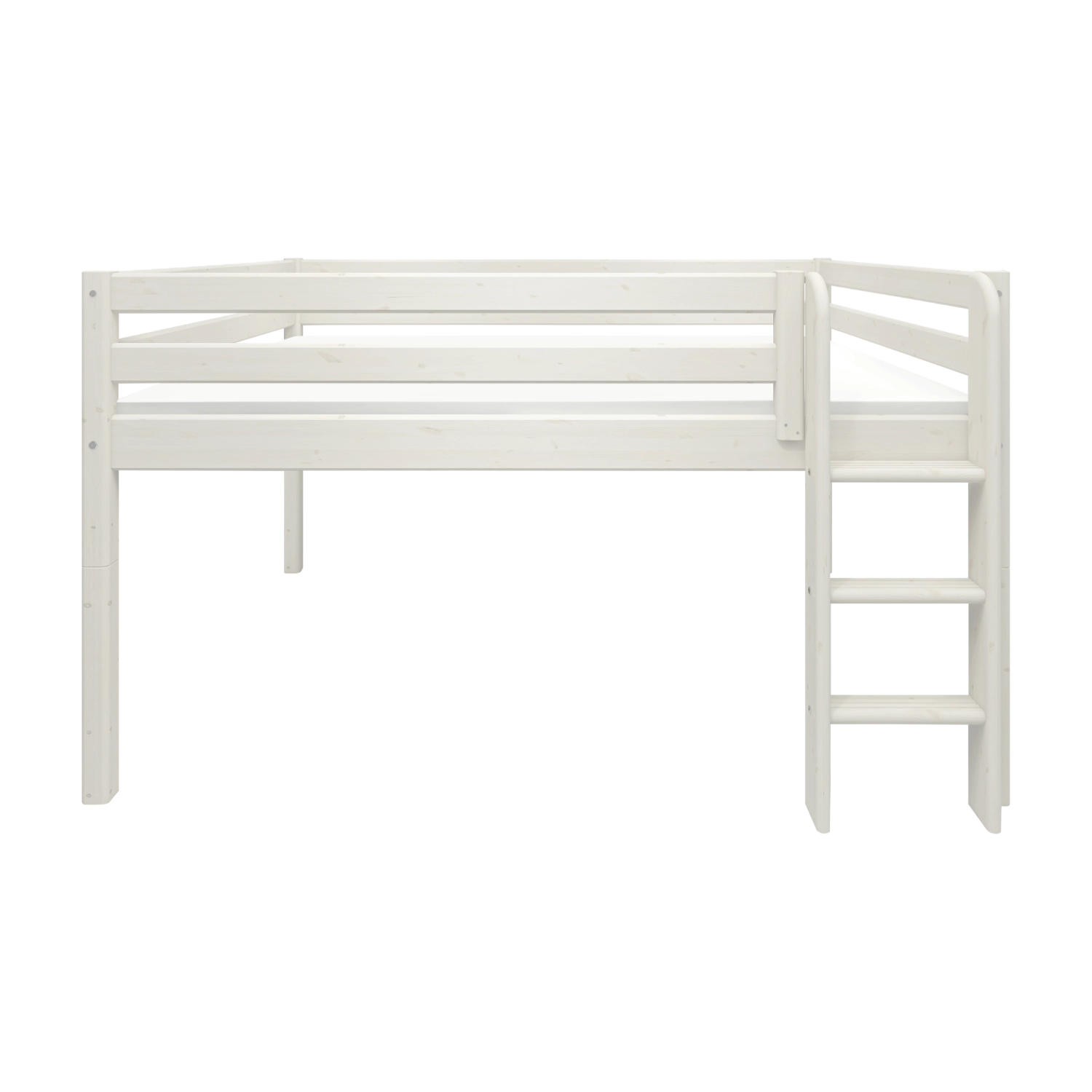 FLEXA WHITE højseng fra NOR-kollektionen, hvid fyrretræ, stige og sikkerhedsgelænder, vist i et minimalistisk børneværelse.