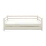 FLEXA CLASSIC hvid enkeltseng med udtrækkelig gæsteseng, synlige sikkerhedsgelændere, børnevenligt design på ensfarvet baggrund.