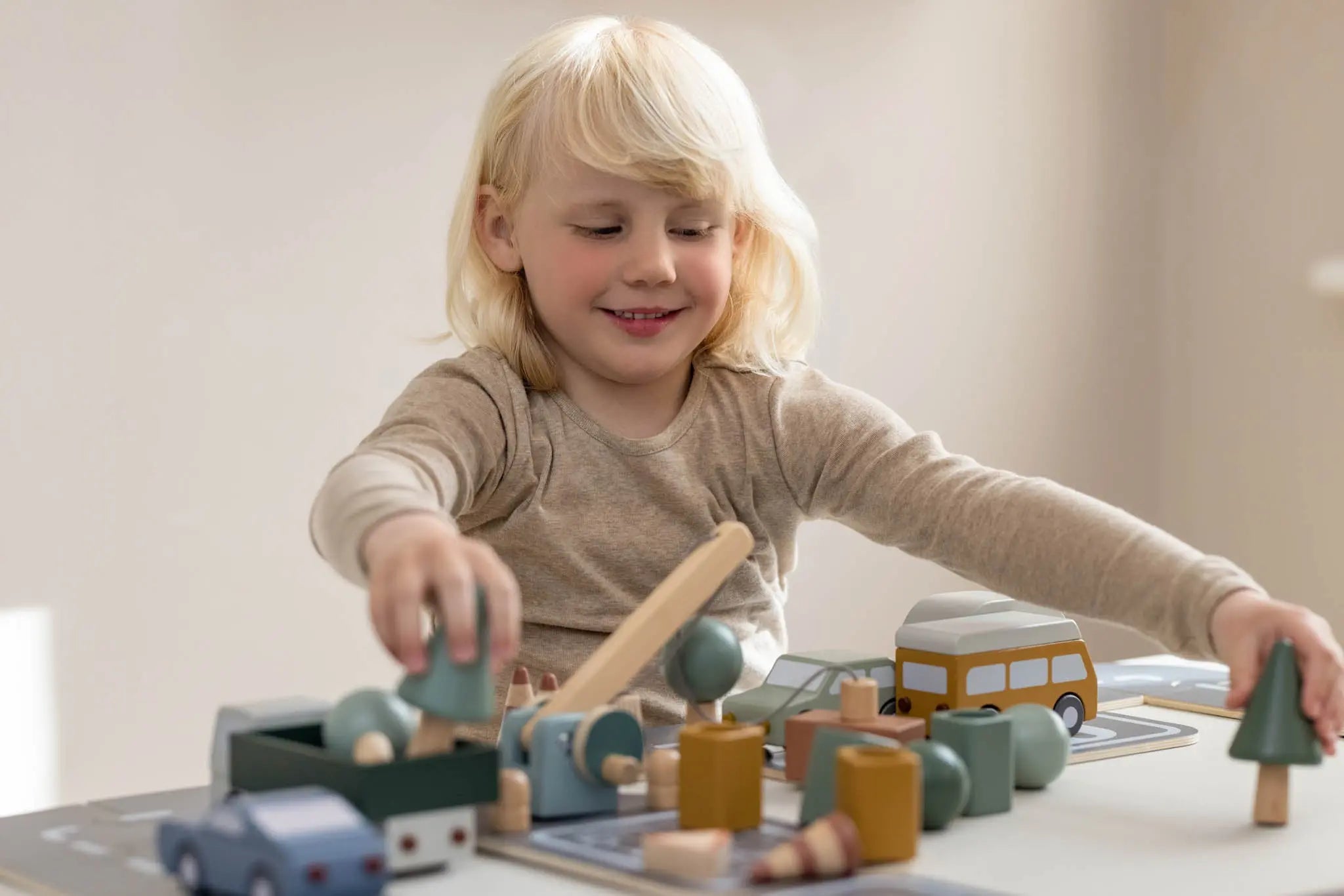 Accessories for Car Tracks, 13 pcs, Handpainted PLAY ACTIVE flexa-com.myshopify.com