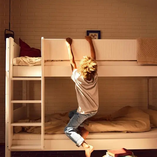 Bunk Bed 154 cm with Ladder and Safety Rail, 90x200 cm, White BUNKBED 90X200 flexa-com.myshopify.com