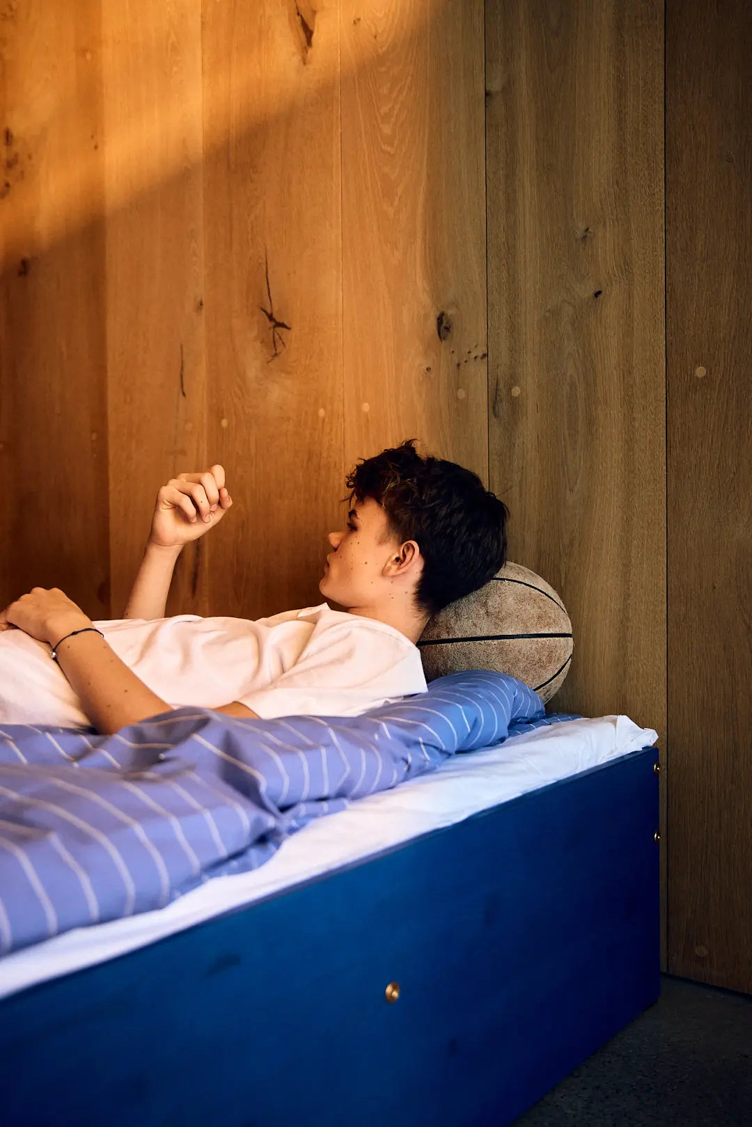 Double Bed with Shelf, 120x200 cm, Blue/Pine  120X200 flexa-com.myshopify.com
